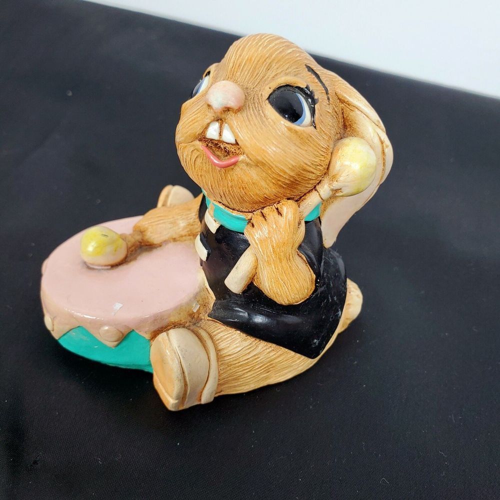 Vintage‎ Pendelfin Rabbit Bongo Hand Painted Made in England Easter GUC